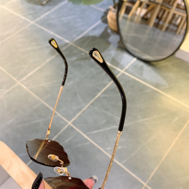 Vc-Frameless SGs